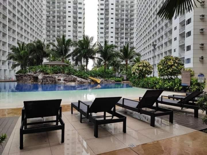 Ebony'S Place At Shore Residences Manila Exterior foto